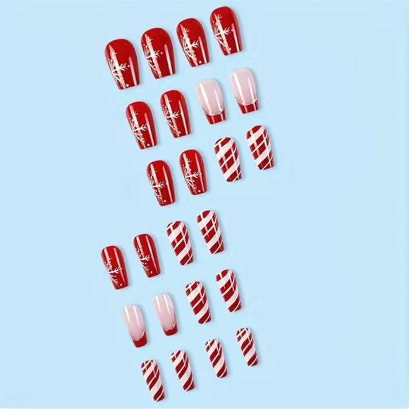 Christmas Press On Nails - Picture 9 of 9